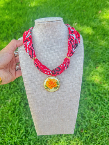 The Yellow Rose vintage pendant necklace