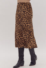 Load image into Gallery viewer, The Leopard skirt